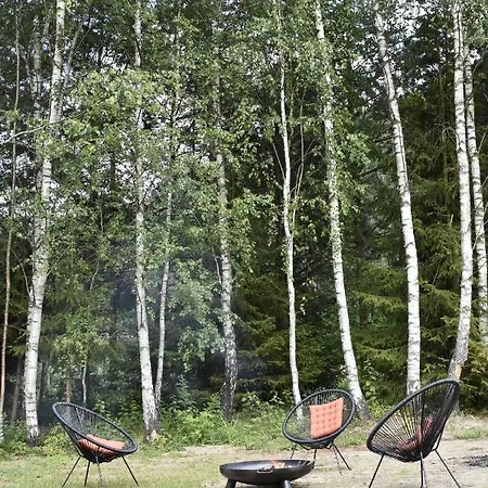 Holiday home Zywiolowo - W Stylu Stodoly Z Placem Zabaw I Stawem - Ziemia Parchowo